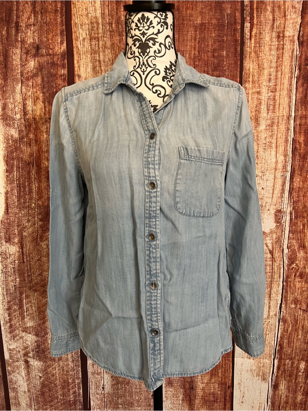 American Eagle Outfitters | Light Blue Denim Button-Down Shirt